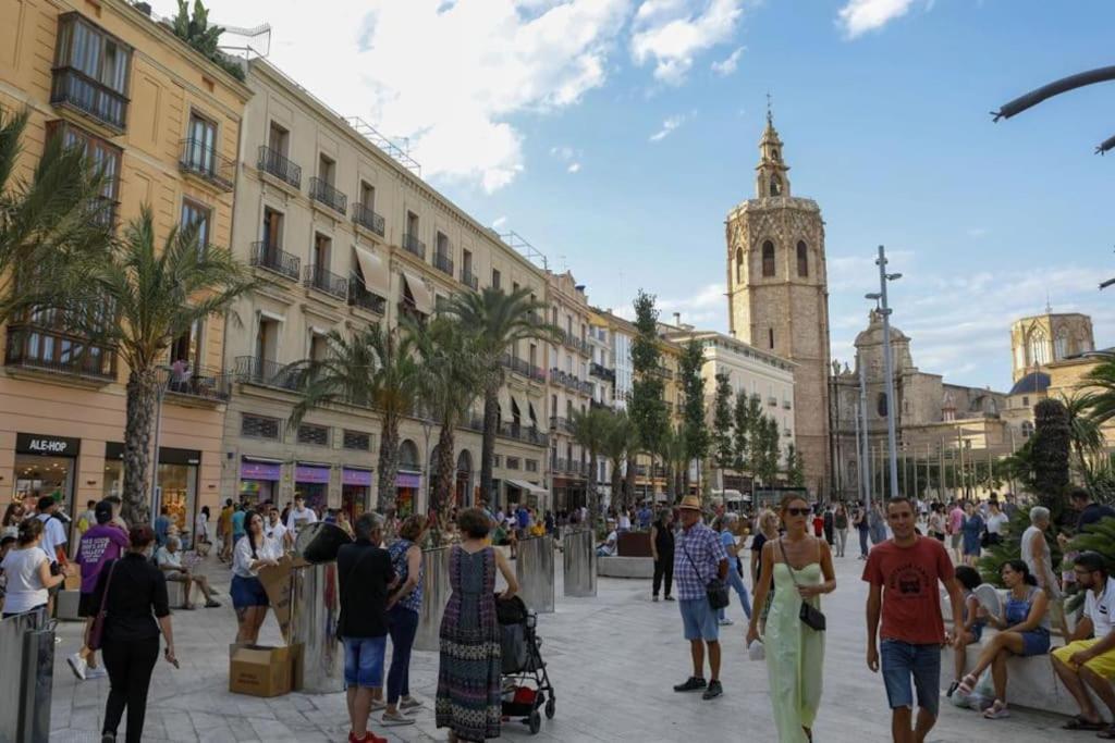 Noche Insolita En Yate De 16M A 2 Minutos De La Playa Valencia Luaran gambar